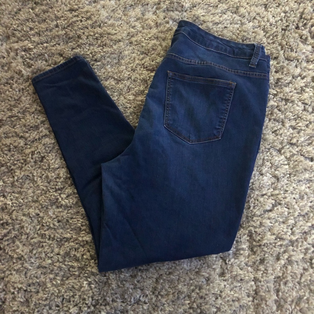 Mazzini Jeans Size 20